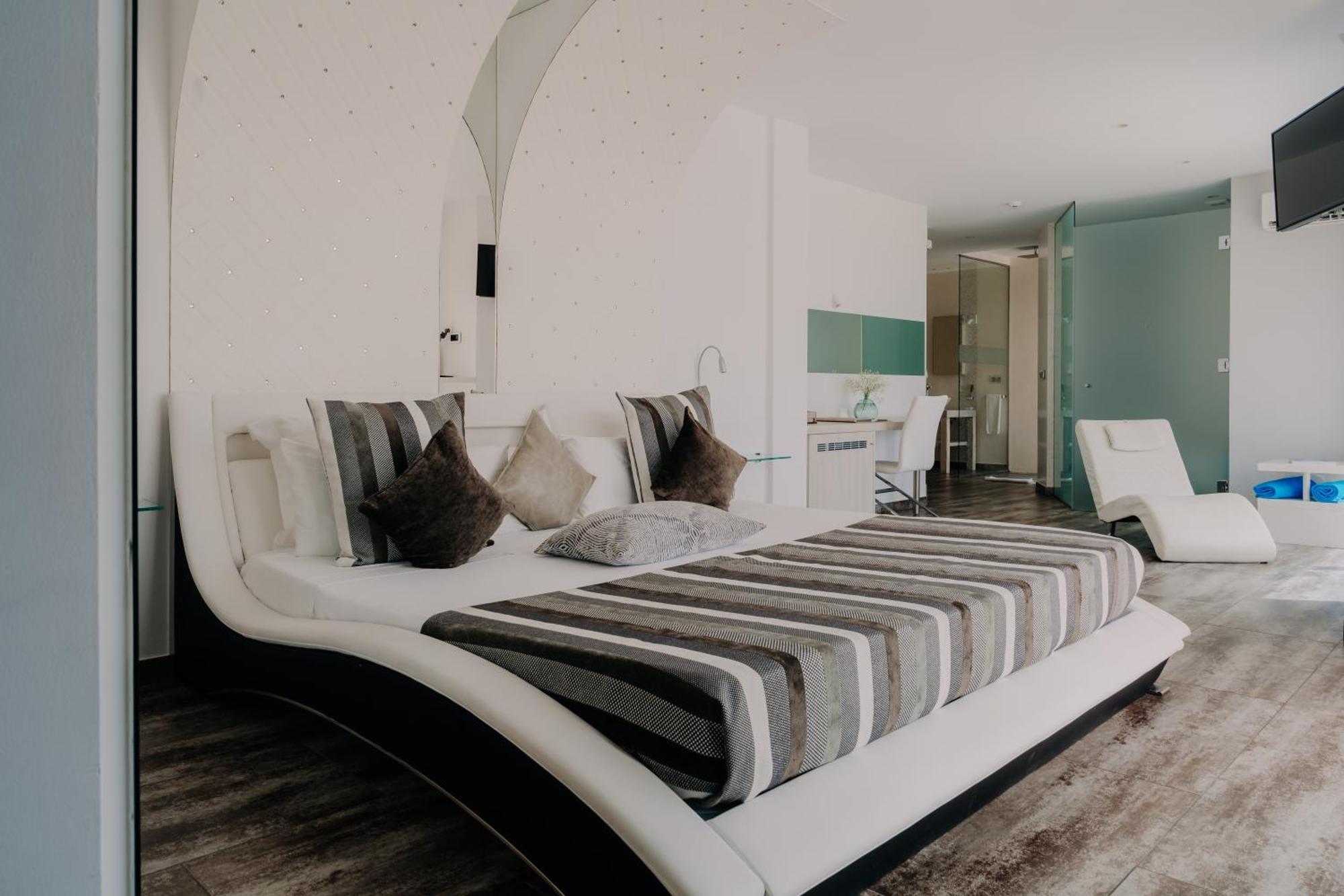 Hotel Vistabella روساس الغرفة الصورة
