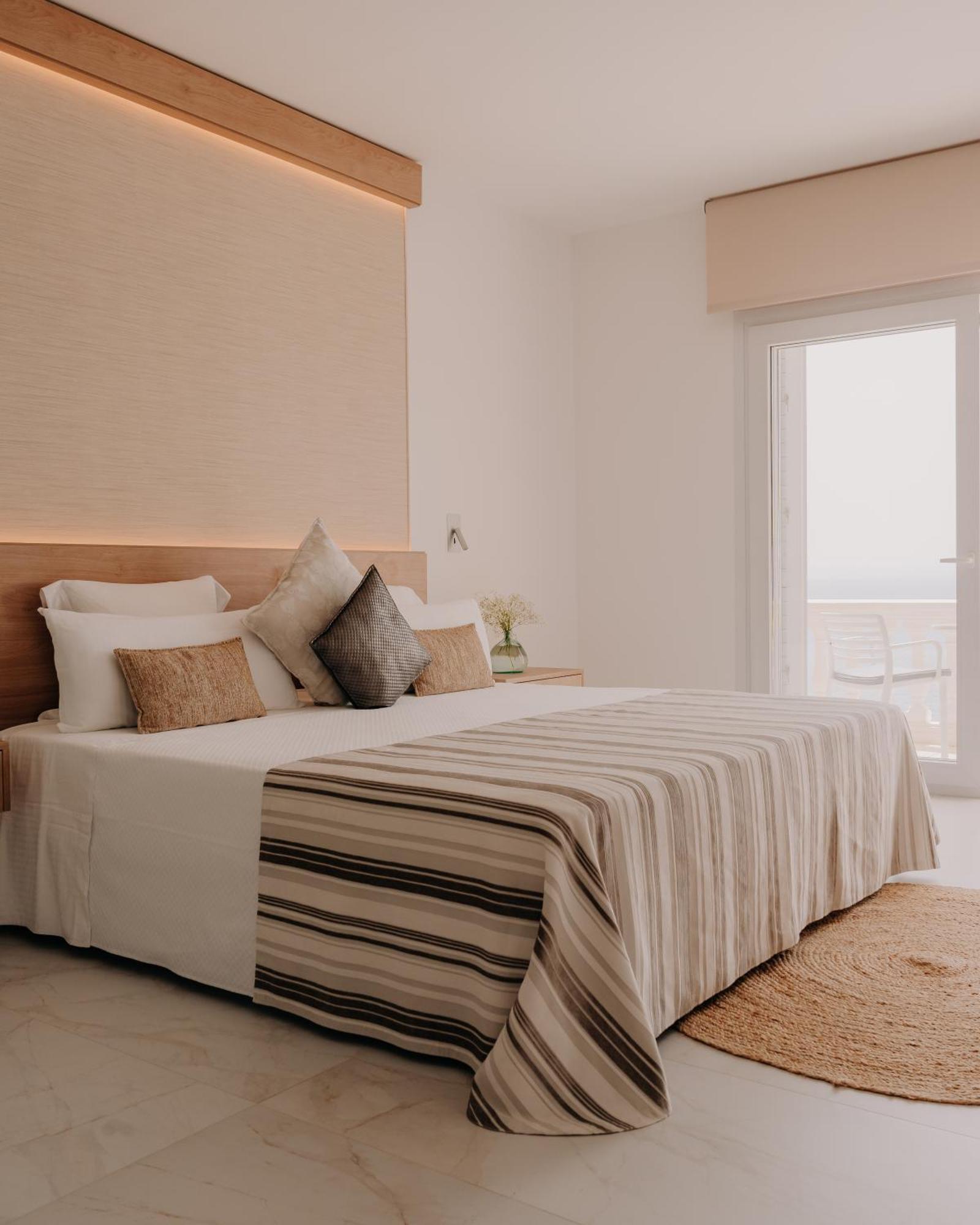 Hotel Vistabella روساس الغرفة الصورة