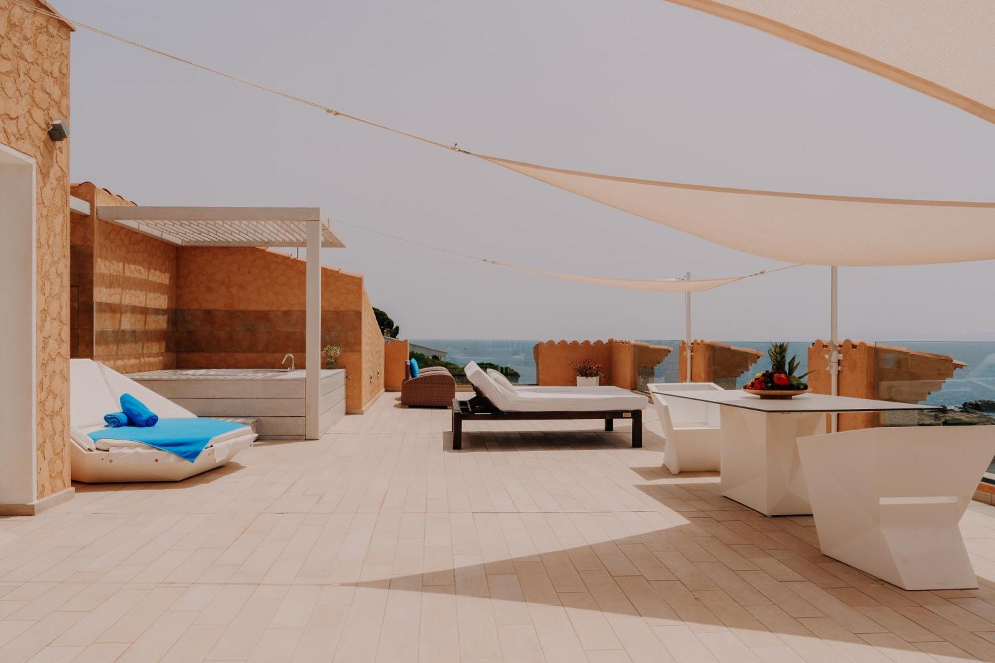 Hotel Vistabella روساس الغرفة الصورة
